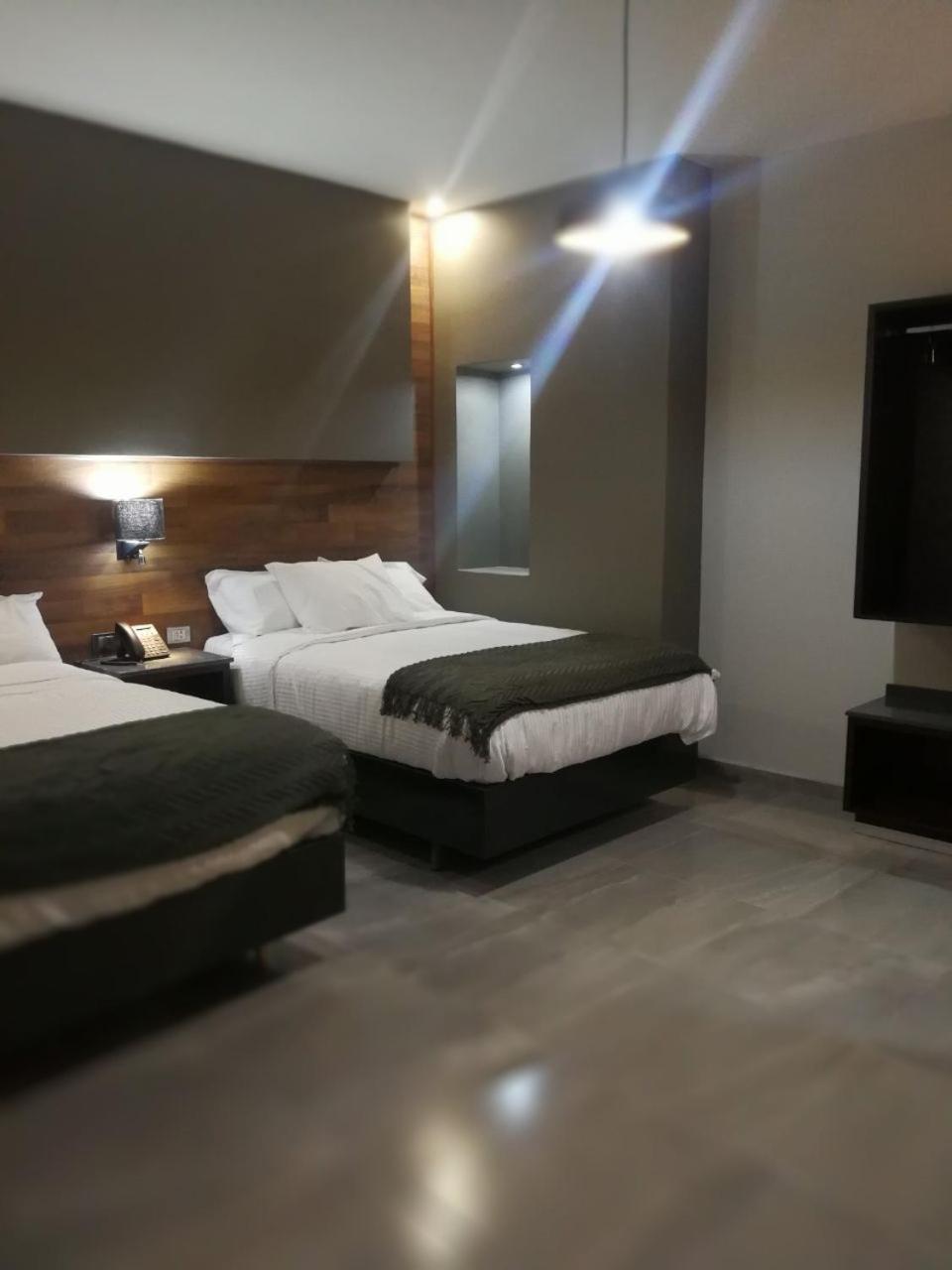 Grand Marques Hotel ซานฮวน เด ลอสลากอส ภายนอก รูปภาพ